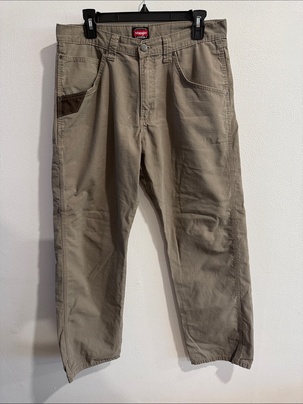 Wrangler Workwear Carpenter Khaki Pants size 32 x 30